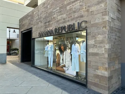 Banana Republic, business photo 2