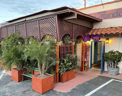 La Fonda de San Mateo, business photo 3