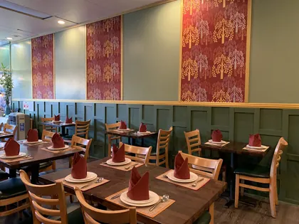 Thonglor Thai Bistro, business photo 3